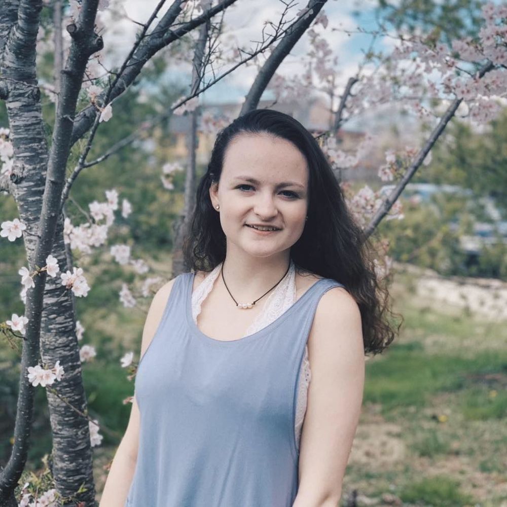 Meet your Posher, Olivia